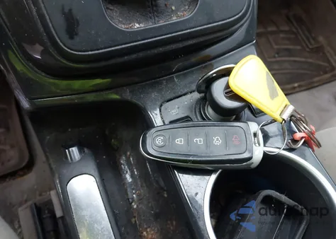 2014 Ford Escape Titanium from USA, damaged, VIN 1FMCU9J98EUE18496